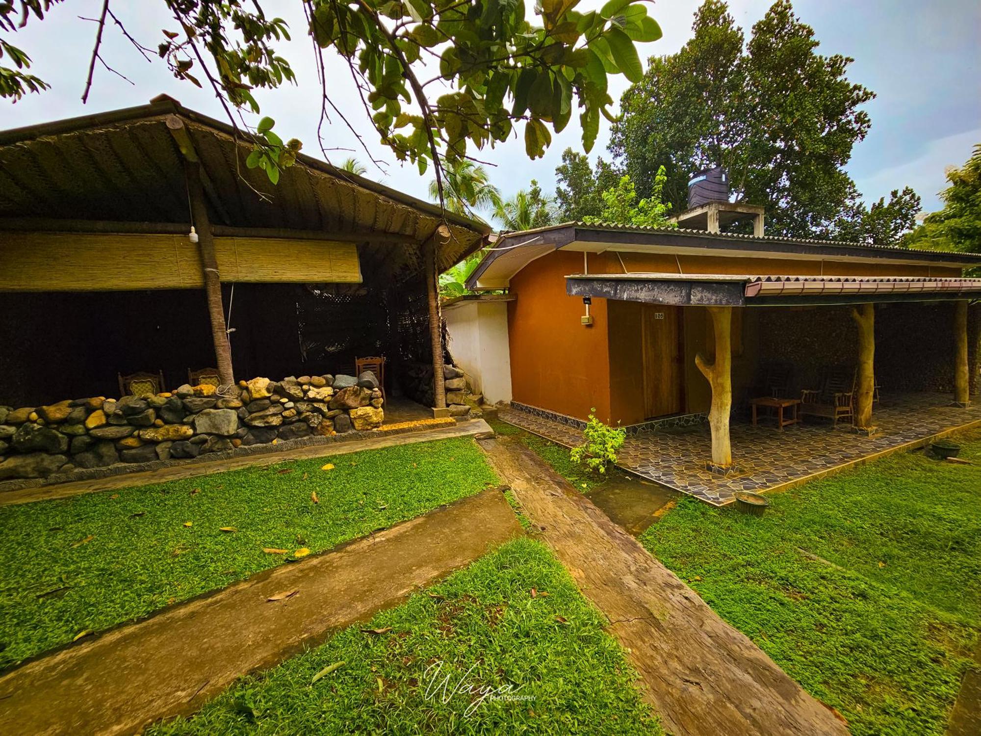 Palm Land Eco Resort And Safari Tours Udawalawe Exterior foto